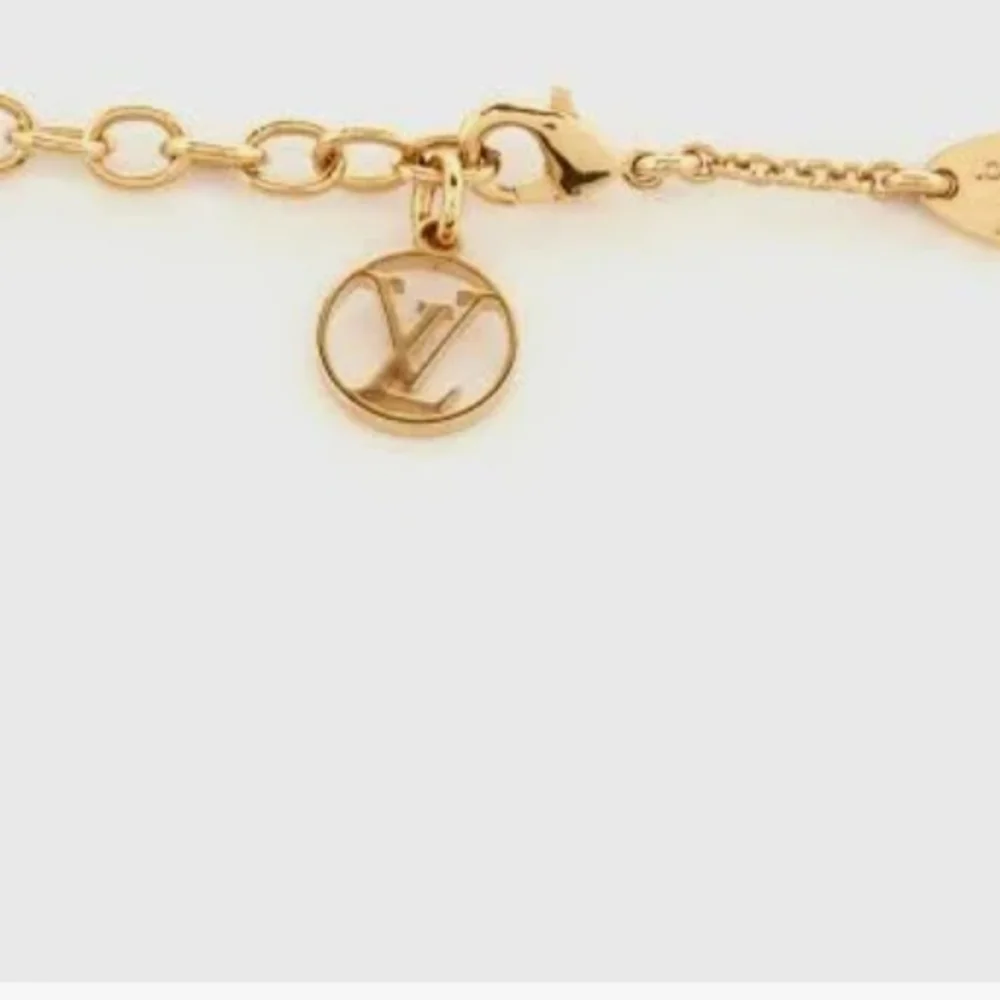 Louis Vuitton Gold V-Shaped Necklace/Gorgeous - Picture 5 of 6